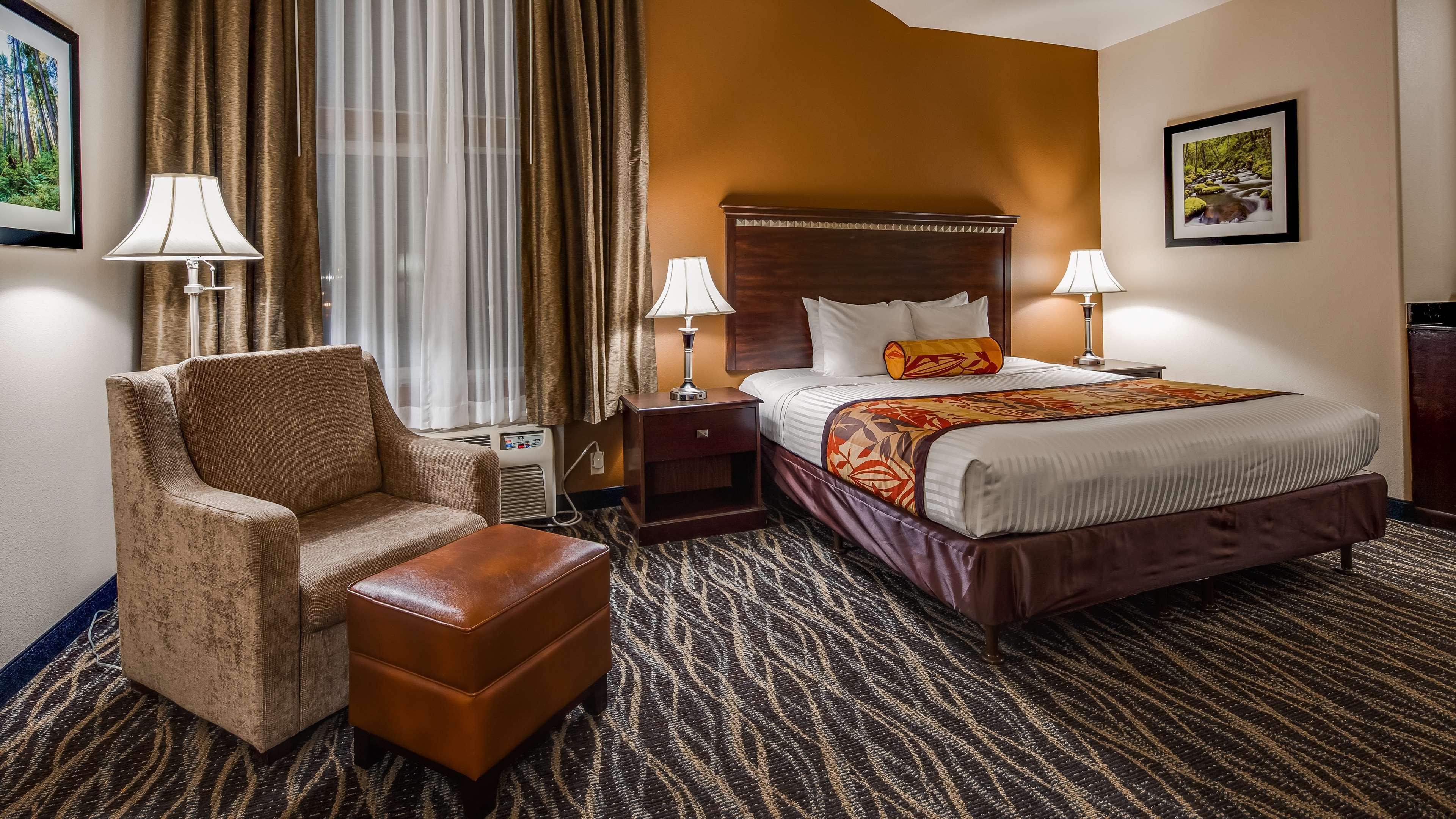 Best Western Plus Battleground Inn & Suites Battle Ground Extérieur photo
