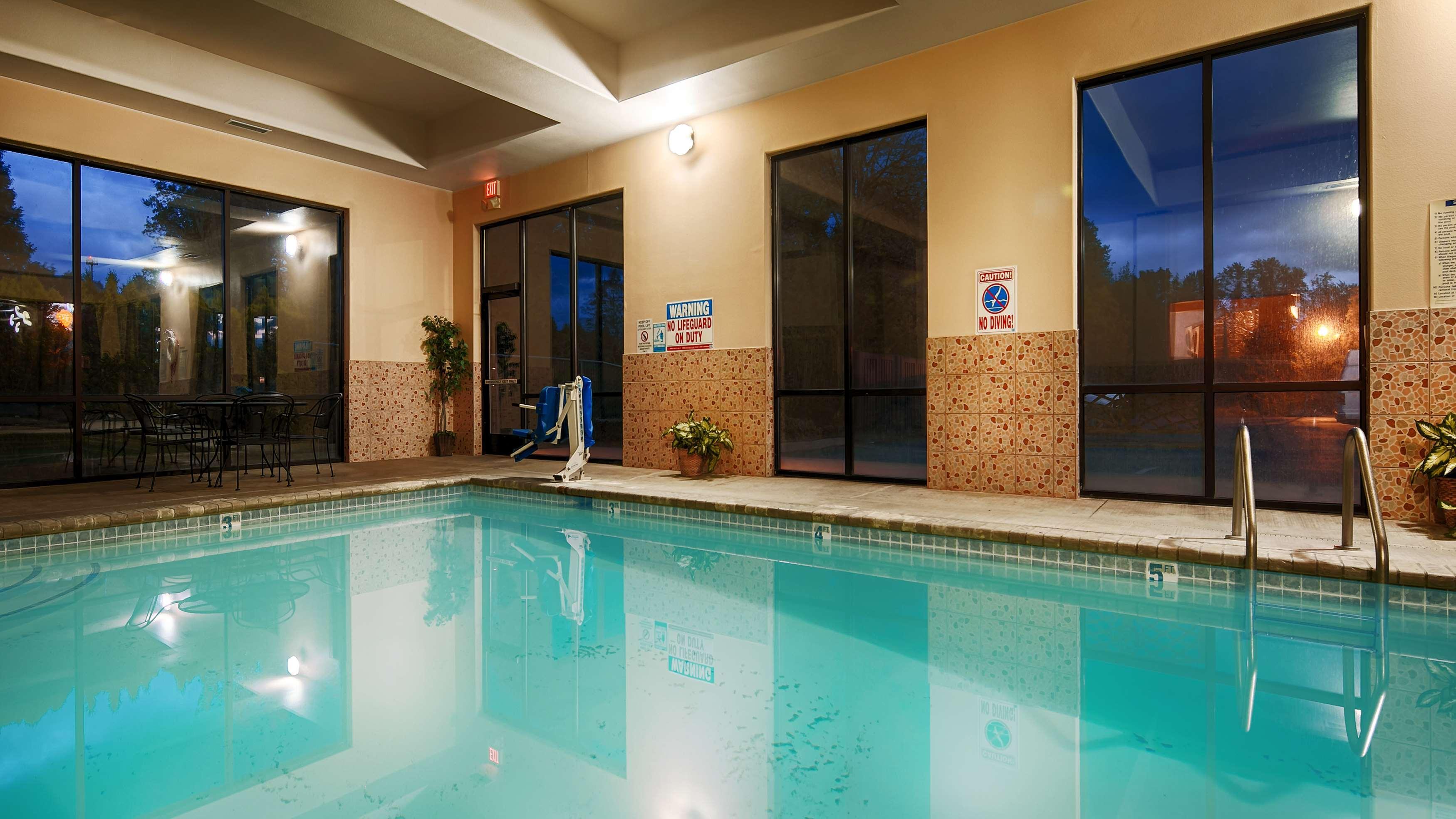 Best Western Plus Battleground Inn & Suites Battle Ground Extérieur photo