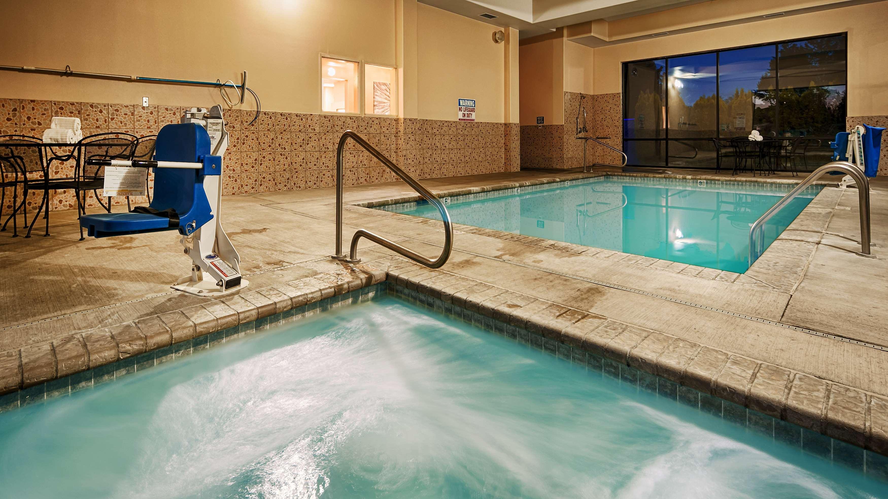 Best Western Plus Battleground Inn & Suites Battle Ground Extérieur photo